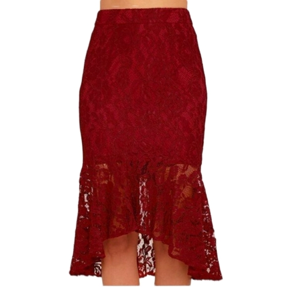 NWT Lulu's Le Grand Amour Lace Skirt - size XS - Picture 7 of 7